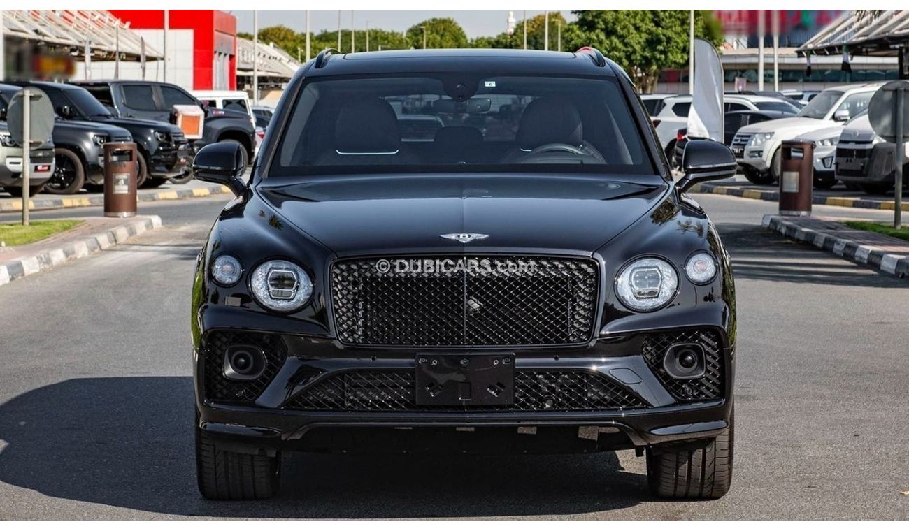 Bentley Bentayga 4.0L PETROL WITH MULLINER SPEC, AND LOW MILEAGE (LOCAL PRICE)