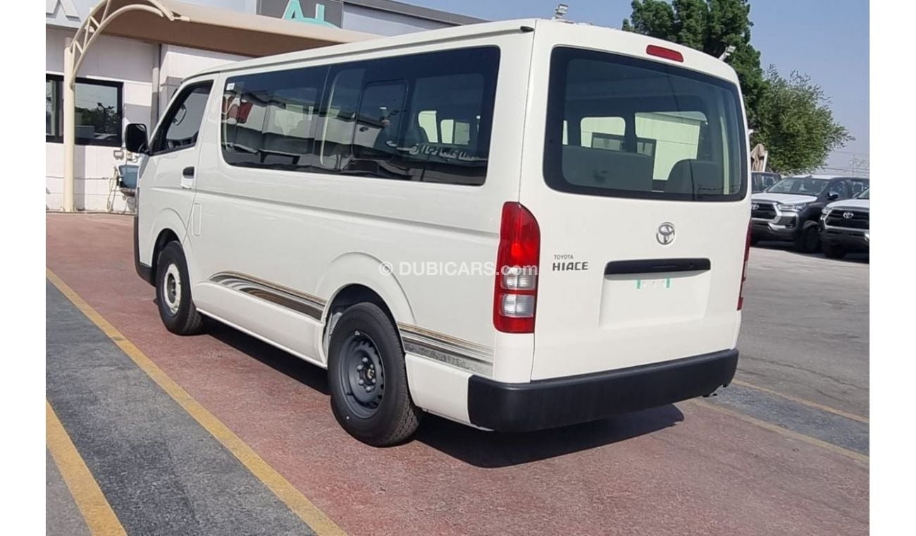 تويوتا هاياس TOYOTA HIACE VAN 2.5L DIESEL M/T STANDARD ROOF MY 2024