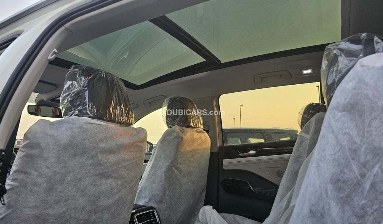 فولكس واجن ID.6 ID 6 Crozz Pro Full Option Open Sunroof ,HUD ,360 Camera ,7 Seat 2024 Model