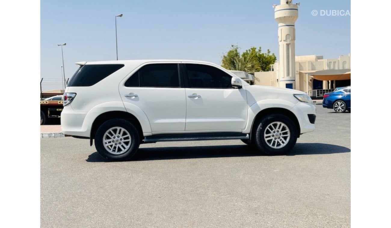 Toyota Fortuner SR5