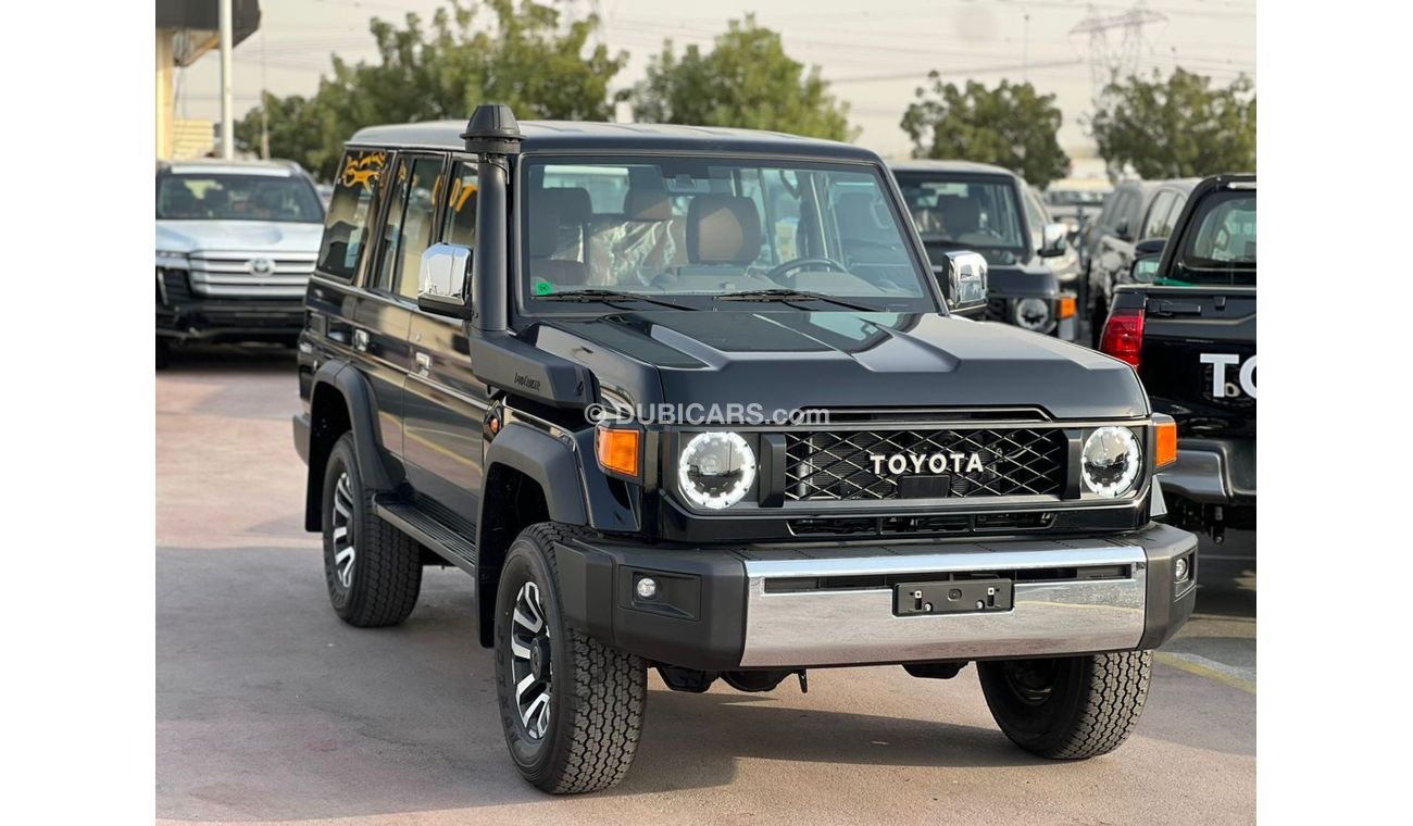 تويوتا لاند كروزر بيك آب TOYOTA LAND CRUISER (70 SERIES) (GRJ76) 4.0L SUV 4WD