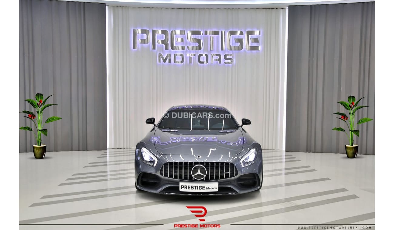 Mercedes-Benz AMG GT S V8 BiTurbo 2016 Gargash Services