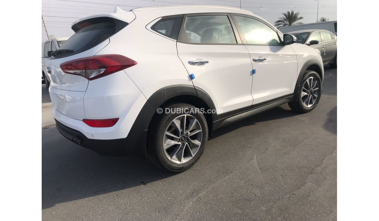 Hyundai Tucson WITH SUNROOF