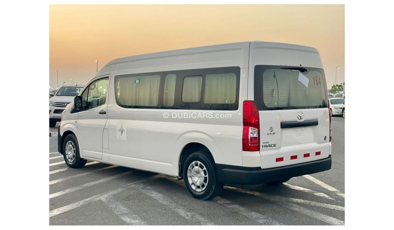 Toyota Hiace 2019 Toyota Hiace 2.8L V4 Highroof - Diesel - Manual Transmission - 13 Seater - 65,400 Km