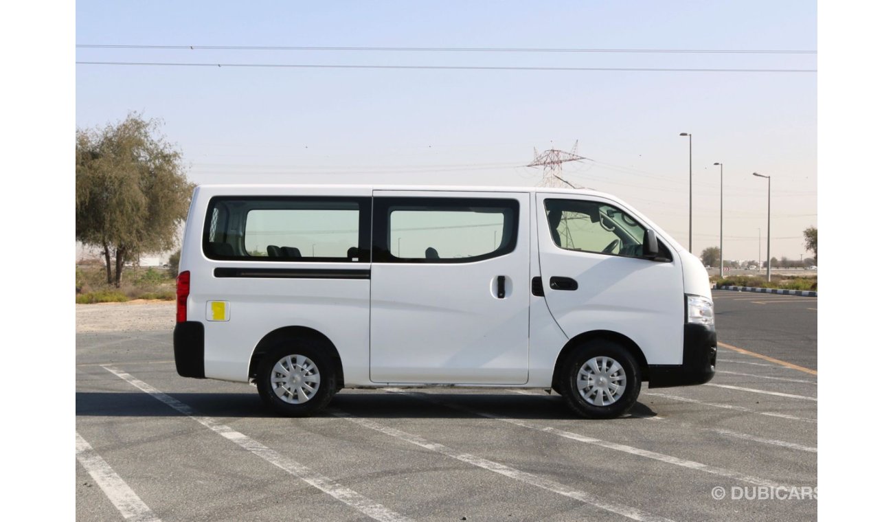 ميتسوبيشي فوسو 2016 | FUSO VAN | 13 SEATER COMMUTER VAN | WITH GCC SPECS AND EXCELLENT CONDITION