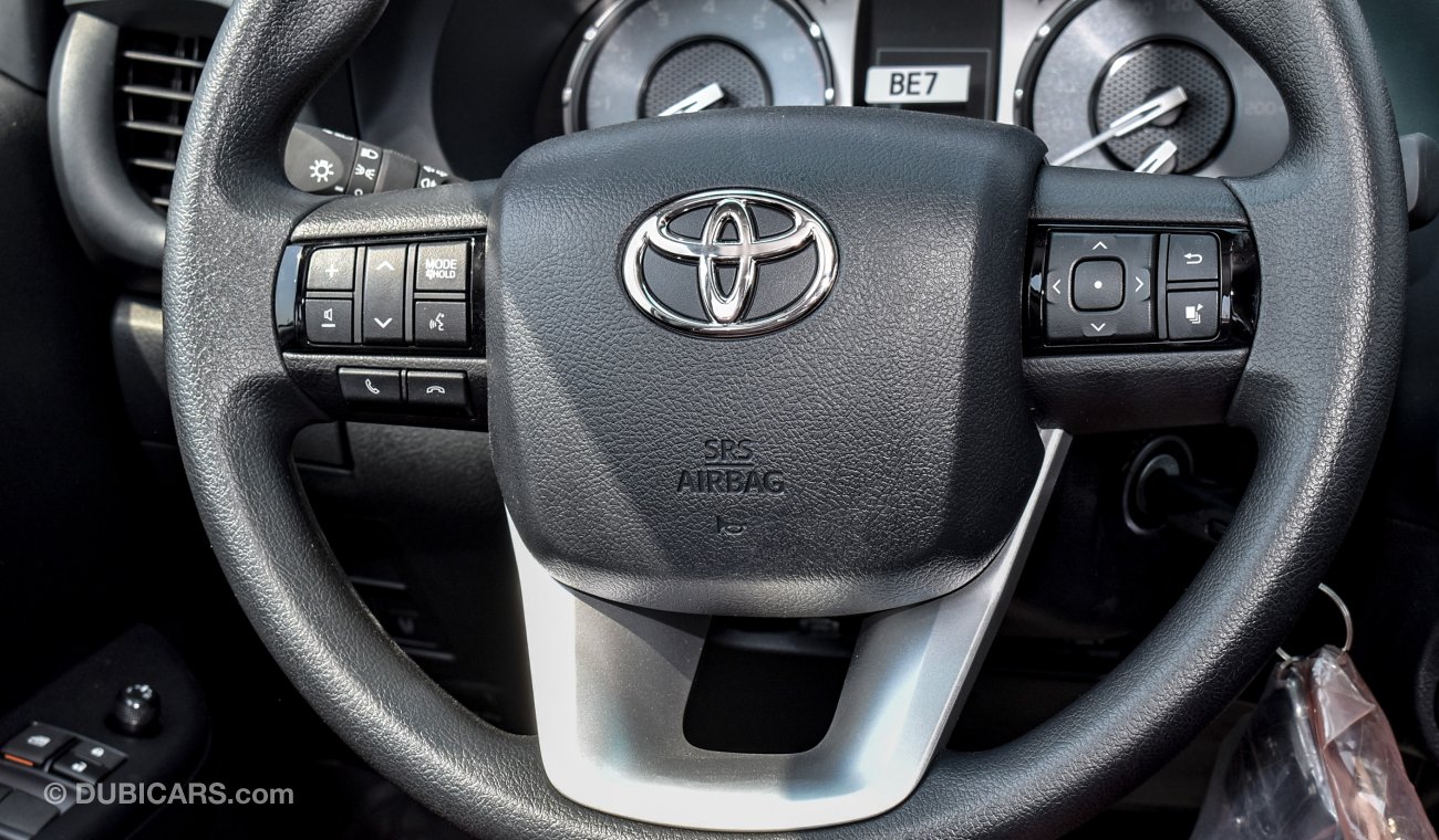 Toyota Hilux 2.7L. 2WD M/T