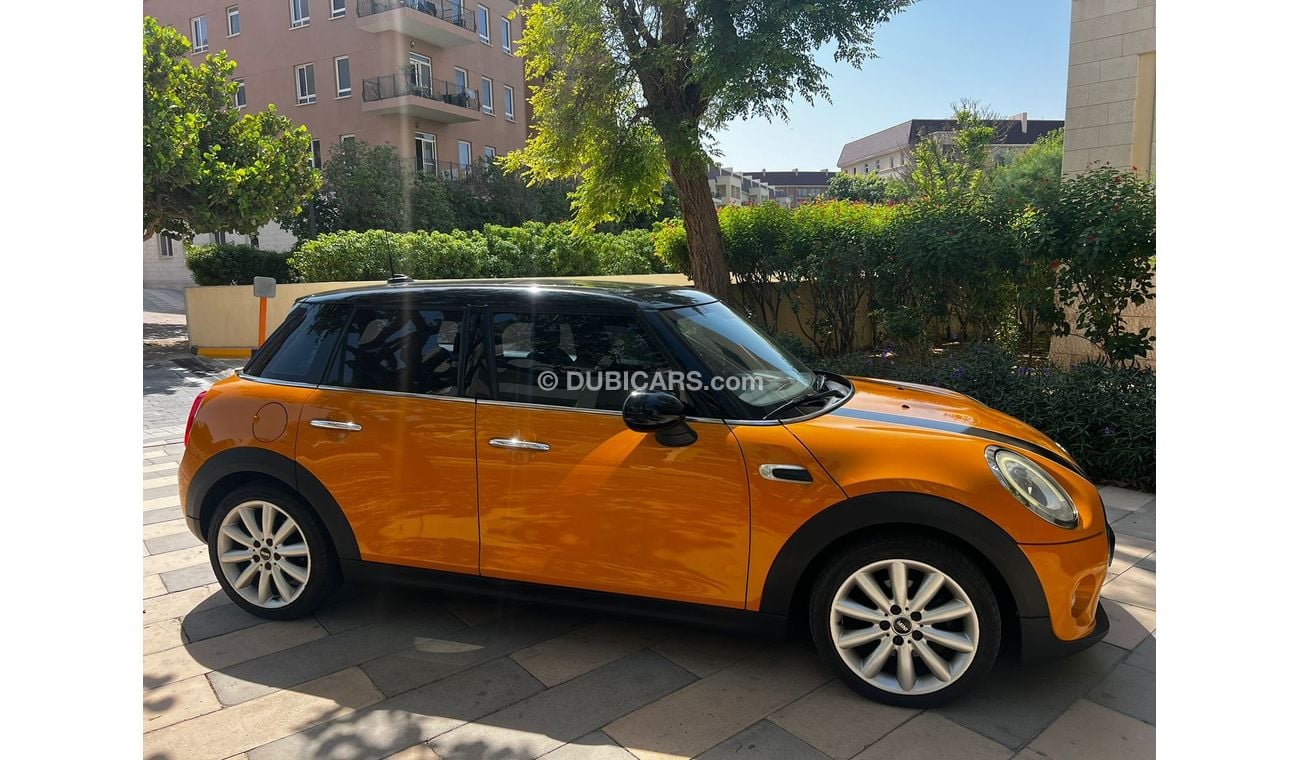 Mini Cooper Std 1.5L (5 Seater)