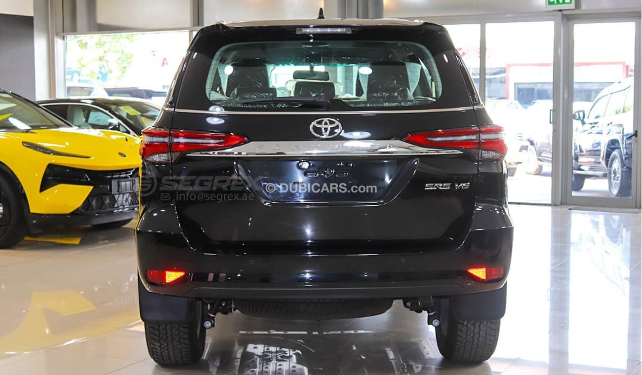 تويوتا فورتونر TOYOTA FORTUNER SR5 4.0L PETROL 4WD 2024