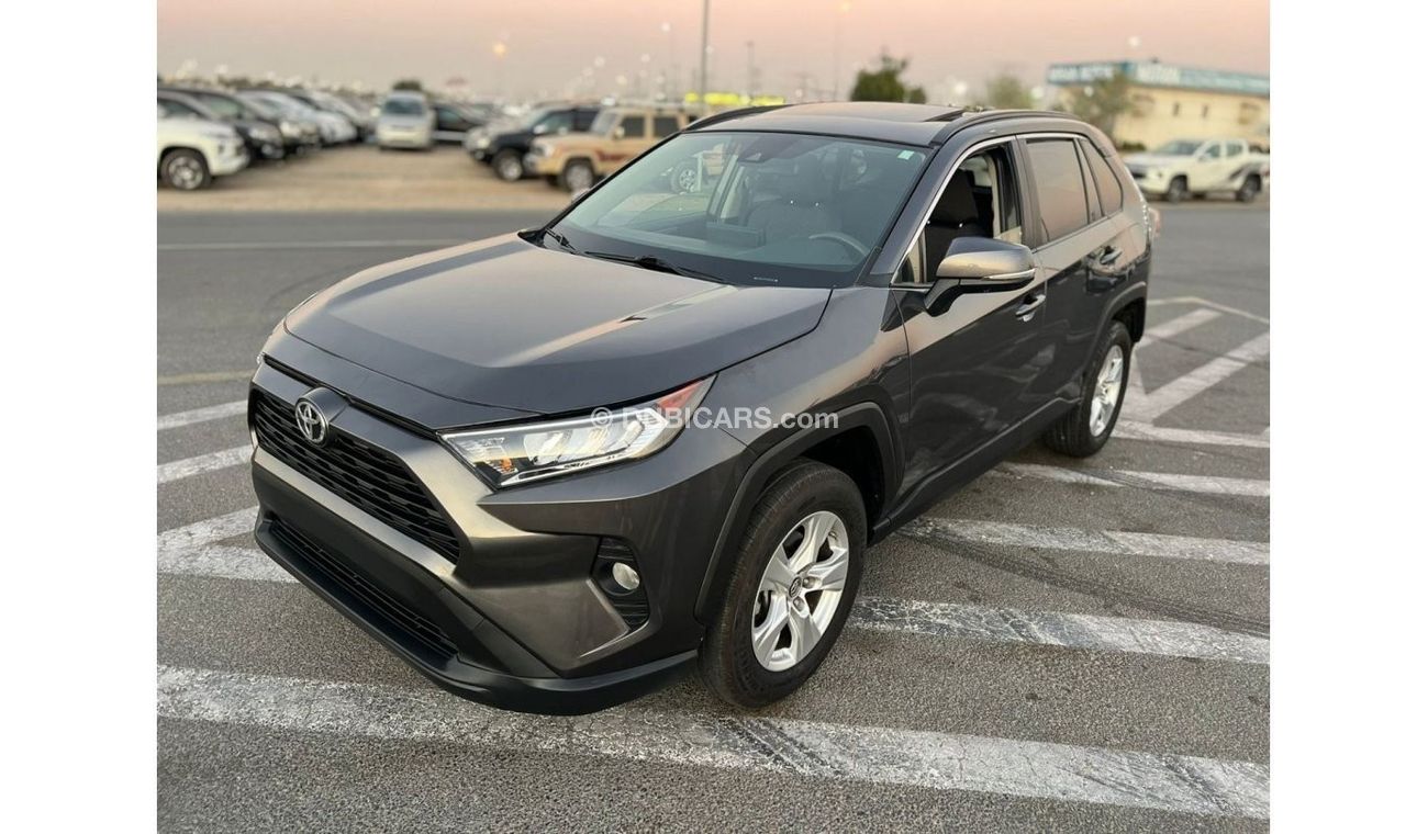 Toyota RAV4 2019 Toyota Rav4 XLE // SUNROOF // 2.5L V4 / UAE PASS