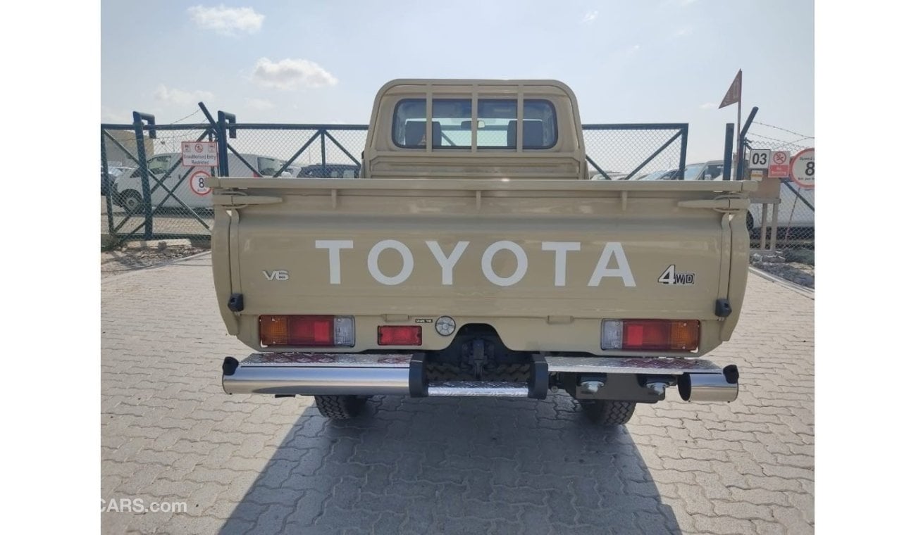 Toyota Land Cruiser Pick Up 79 SC 4.0L PETROL AUTOMATIC TRANSMISSION ( FOR RE EXPORT OUTSIDE GCC COUNTRIES)