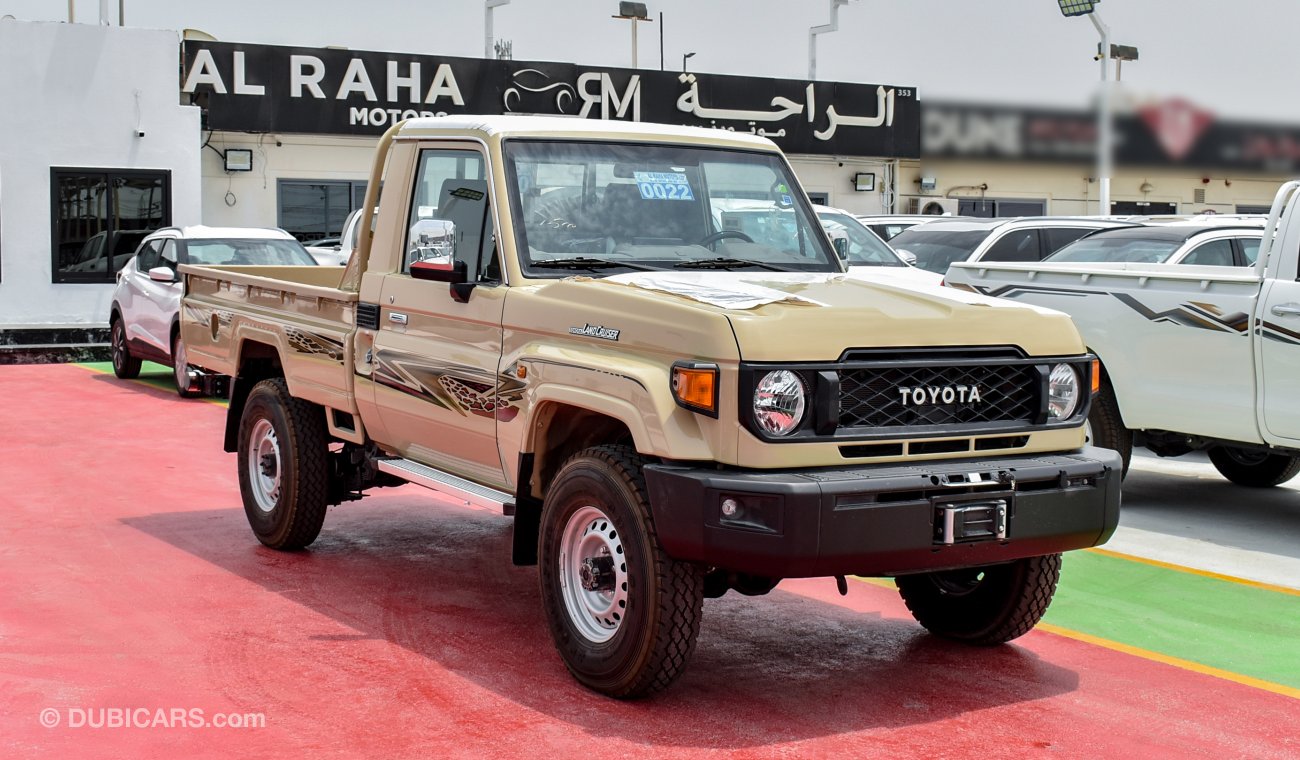 تويوتا لاند كروزر بيك آب 4.0L V6 Single Cabin A/T