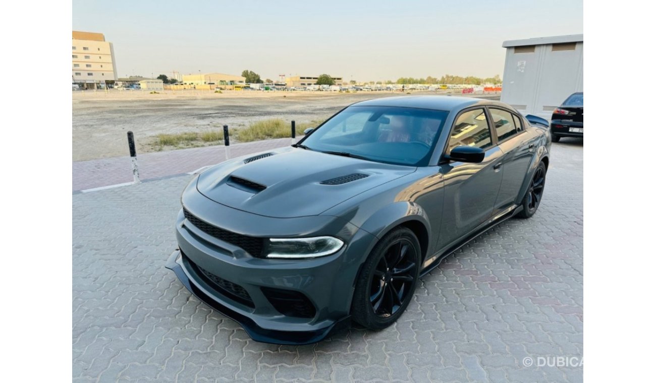 دودج تشارجر 3.6L SXT (متوسط)