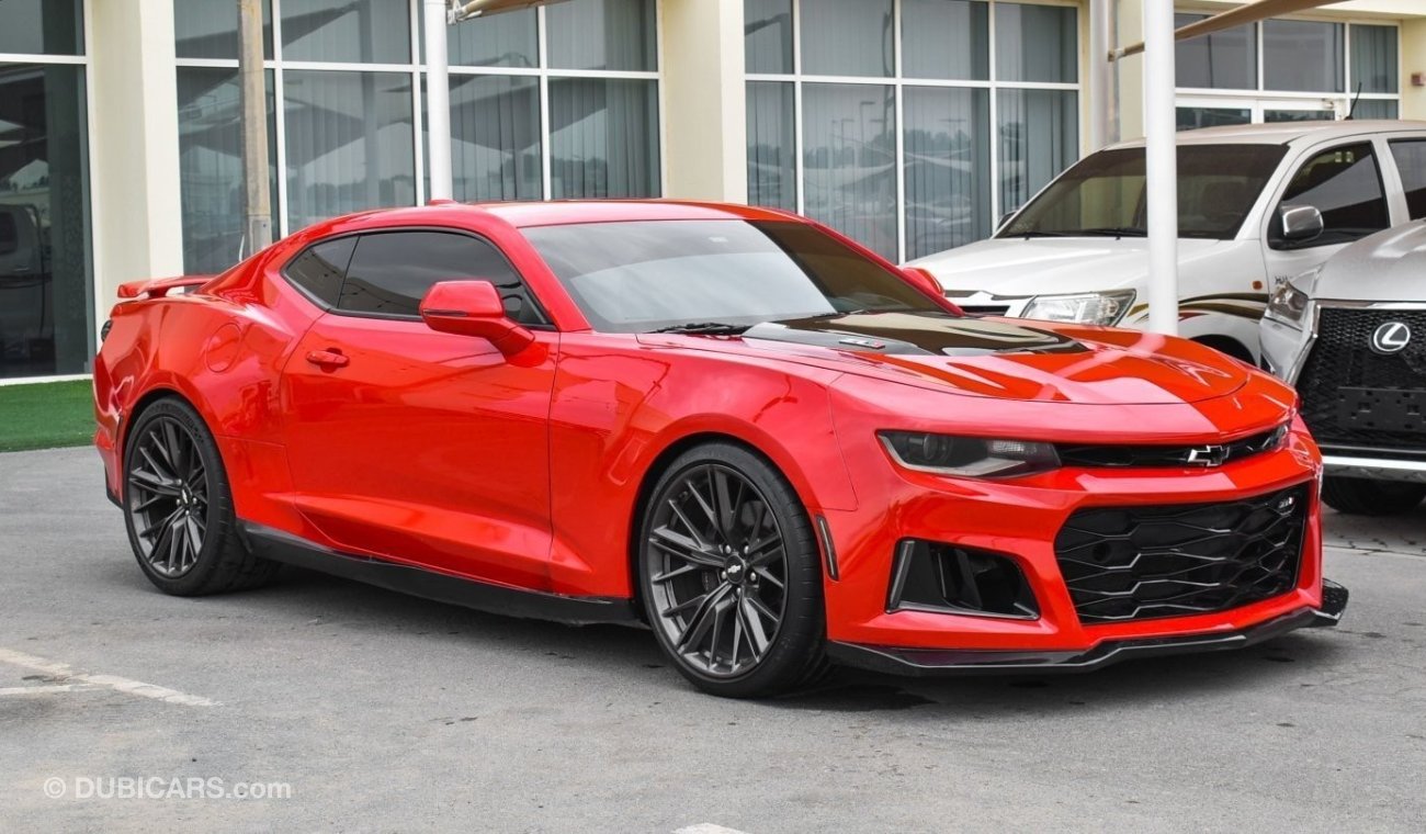 Used Chevrolet Camaro ZL1 2017 for sale in Dubai - 673718