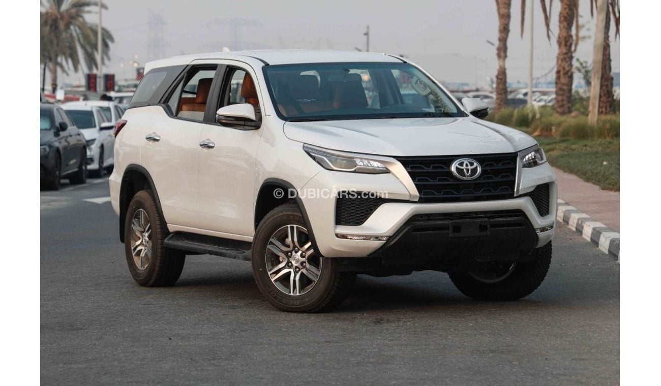 Toyota Fortuner 2023 Toyota Fortuner 4x4 2.7 Low- White Pearl inside Chamois | Export Only