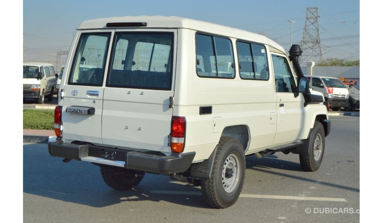 Toyota Land Cruiser Hard Top 3 Doors