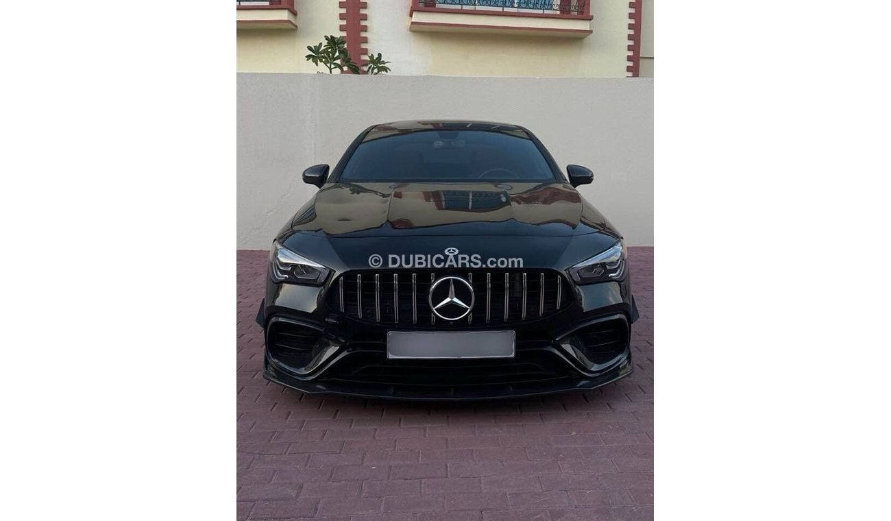 مرسيدس بنز CLA 250 Std 2.0L (221 HP)