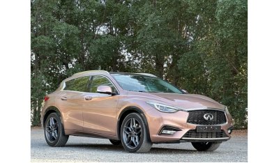 Infiniti QX30 Premium