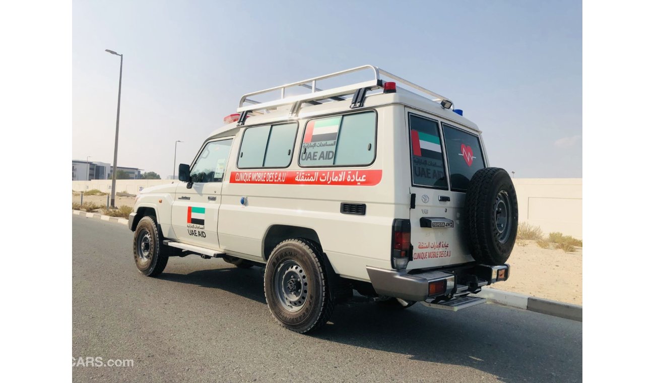 Toyota Land Cruiser Hard Top Mobile Clinic Conversion