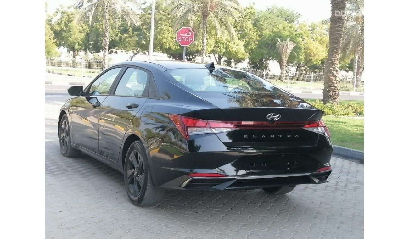 Hyundai Elantra Passing Gurantee  from RTA Orignal Paint, Very Good Condition