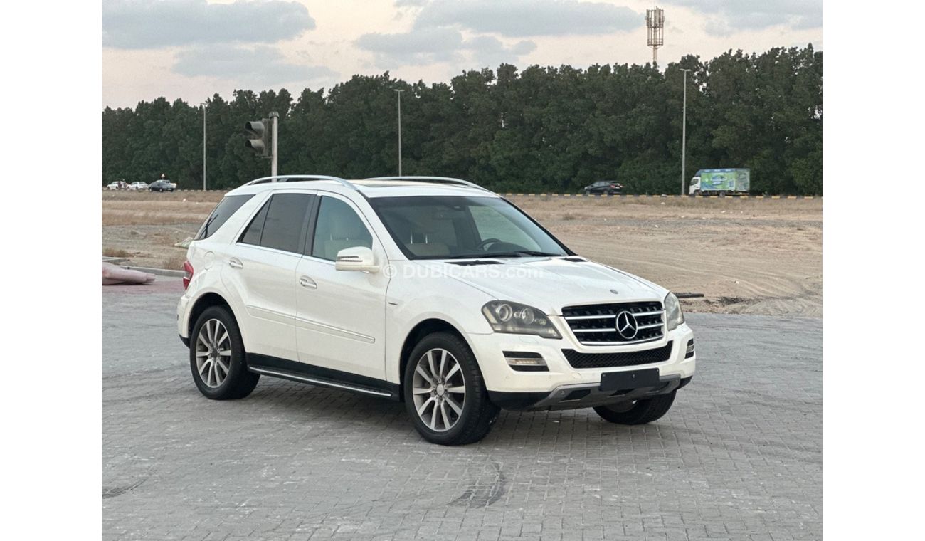 Mercedes-Benz ML 500 MODEL 2009 GCC CAR PERFECT CONDITION INSIDE AND OUTSIDE FULL OPTION PANORAMIC ROOF