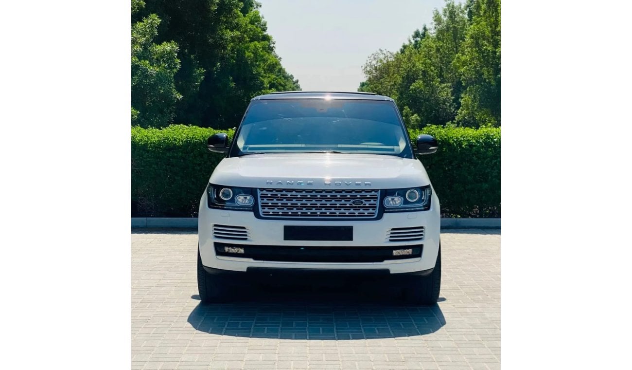 Land Rover Range Rover Good condition car GCC specs