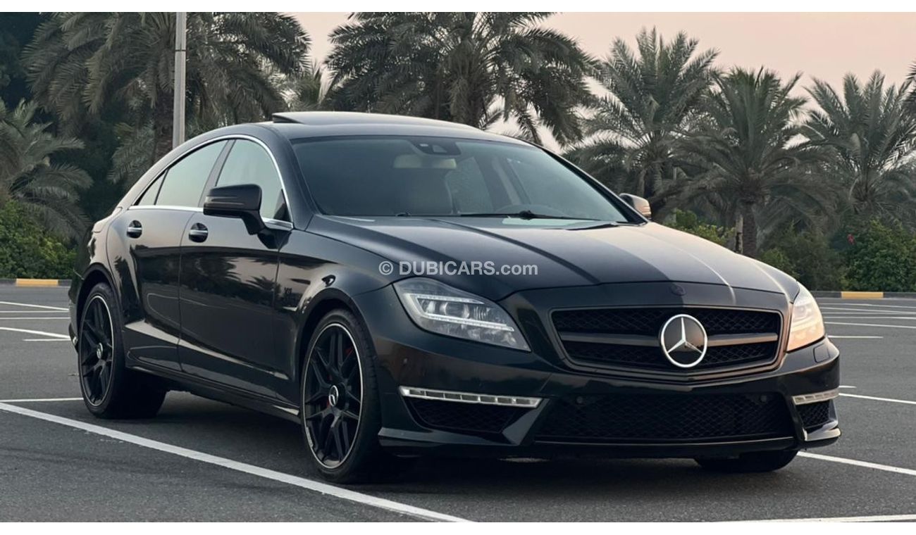 Mercedes-Benz CLS 63 AMG MERCEDES CLS 63 AMG GCC 2012 FULL CARBON FIBRE VERY GOOD CONDITION