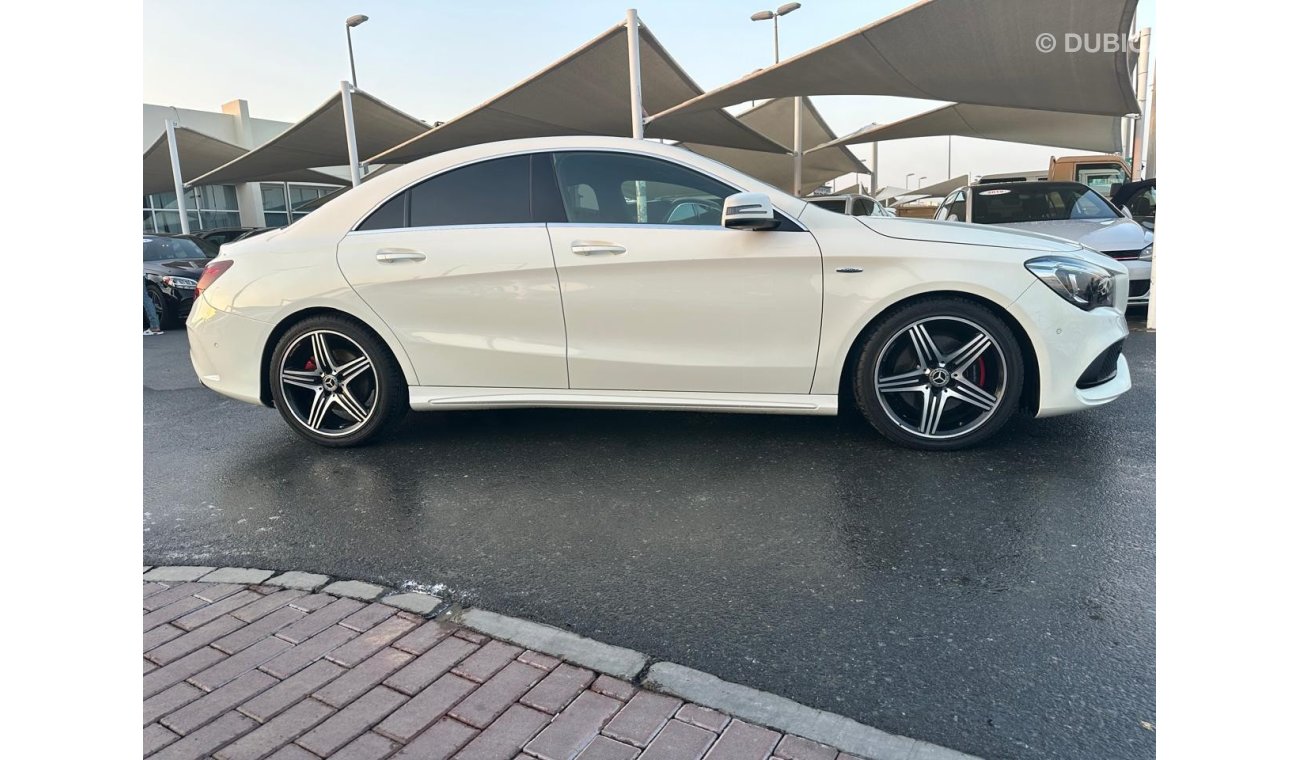 Mercedes-Benz CLA 250 Sport Mercedes CLA 250_Gcc_2018_Excellent_Condition _Full option