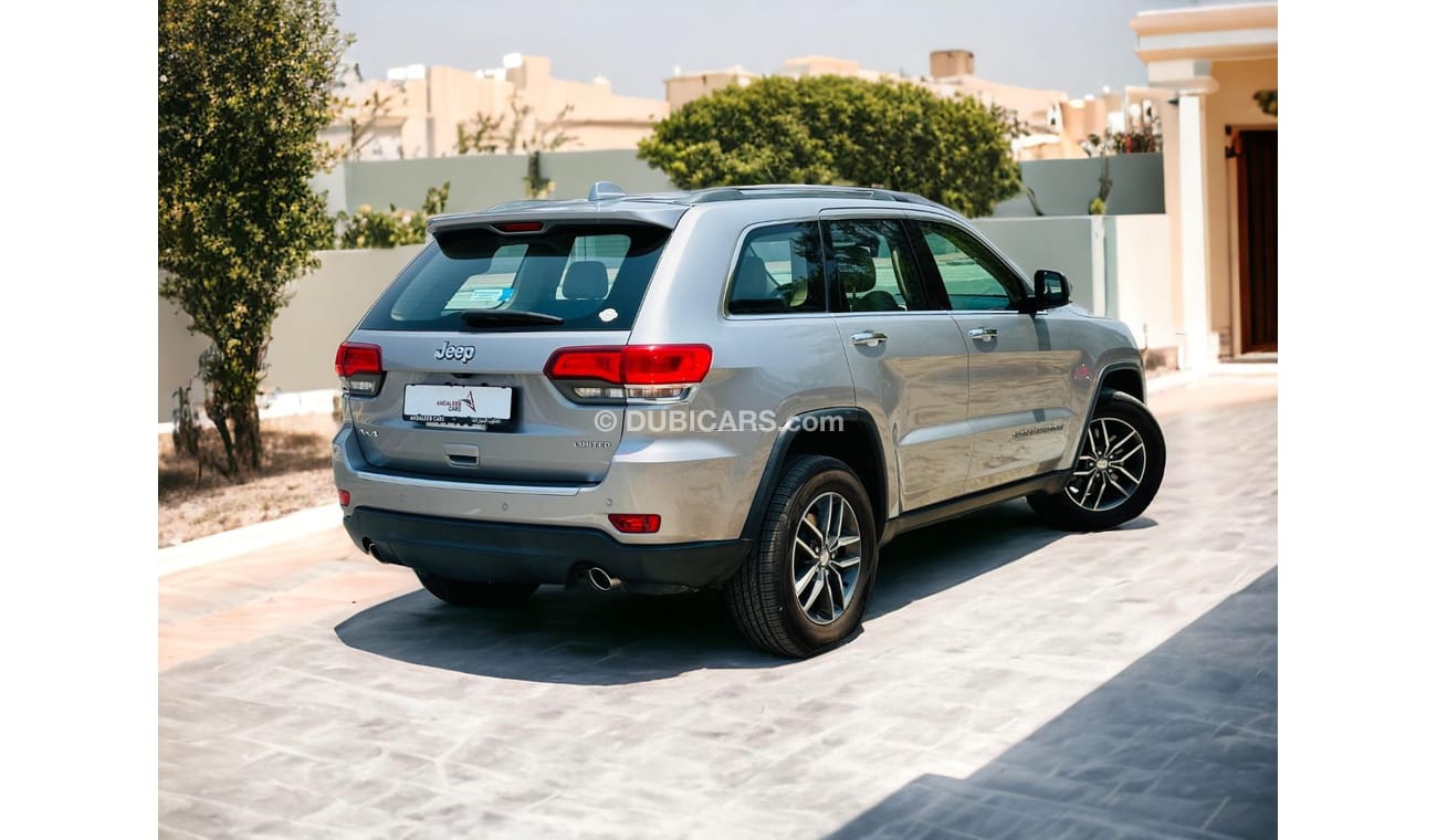 جيب جراند شيروكي AED1,100PM | JEEP GRAND CHEROKEE 2017 LIMITED 4X4 | FSH | GCC SPECS | FIRST OWNER