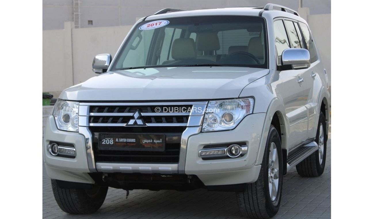 Mitsubishi Pajero GLS Top GLS Top GLS Top Mitsubishi Pajero 2017, in excellent condition, without accidents