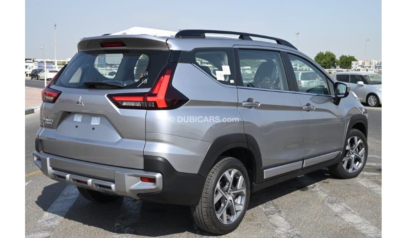 ميتسوبيشي إكسباندر 2025 MITSUBISHI XPANDER CROSS 1.5L PETROL  4X2 AT