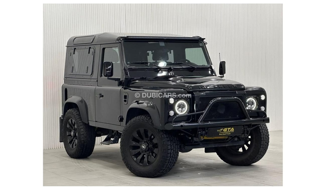 لاند روفر ديفندر 2013 Land Rover Defender 90 Manual Transmission, Service History, Fully Upgraded, GCC