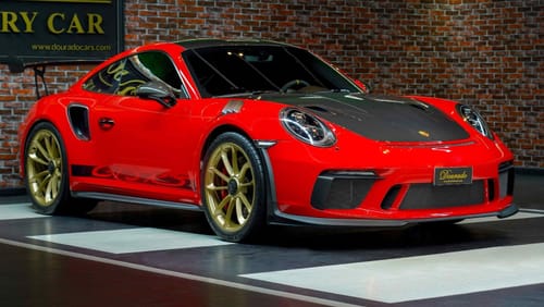 بورش 911 RS | Weissach Package | 2019 | GCC SPEC | Full Carbon Fiber