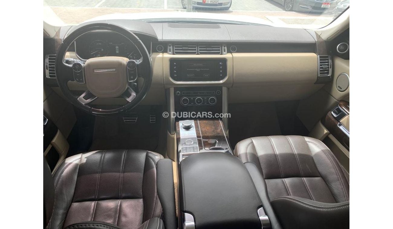 لاند روفر رينج روفر Range rover SE 2016 V8 GCC Good Conditions