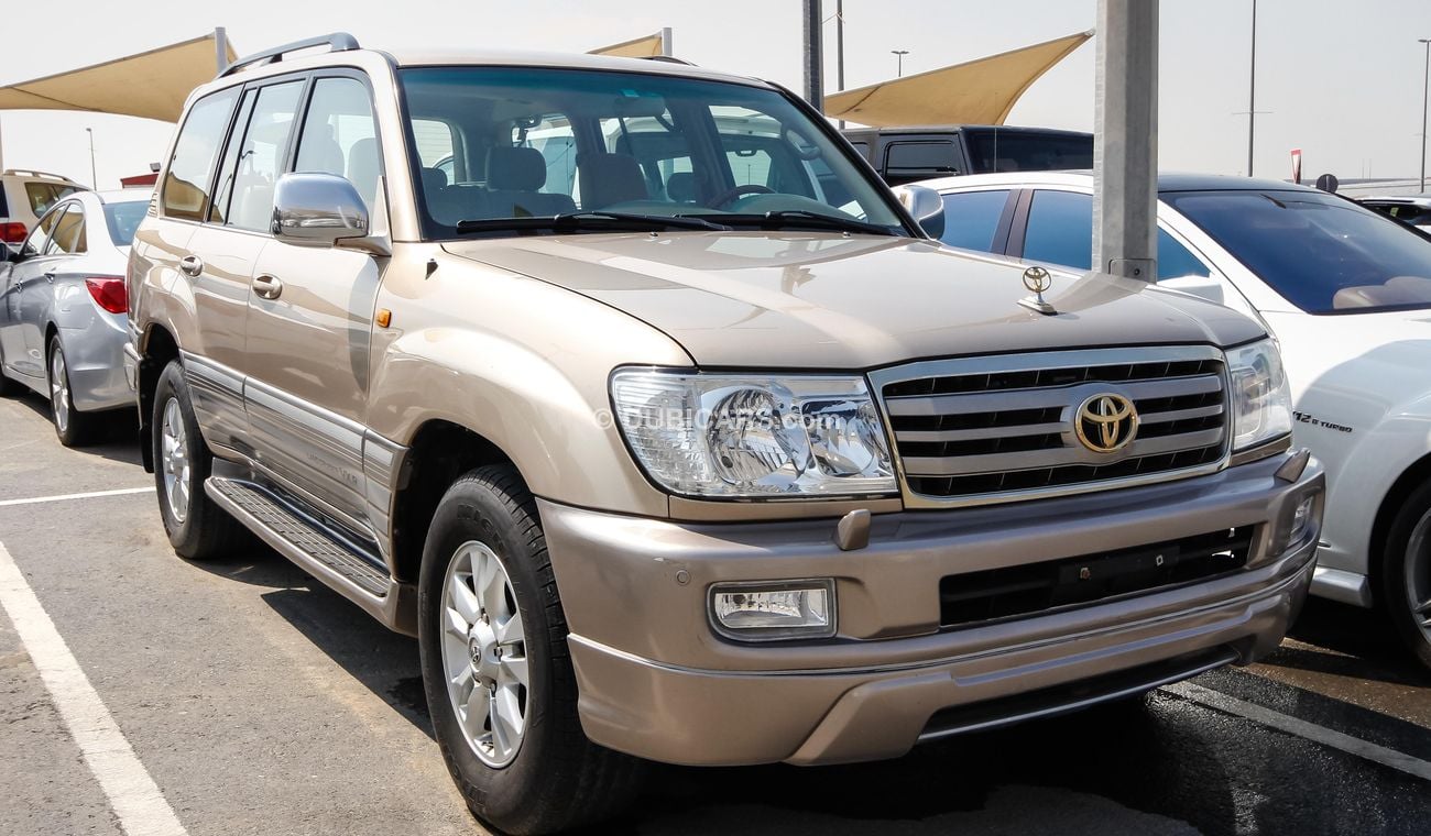 Toyota Land Cruiser VXR V8