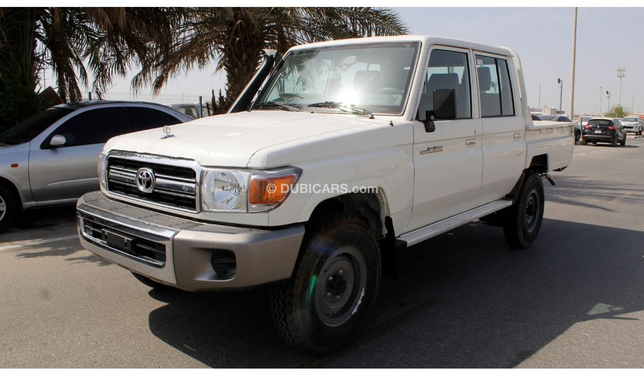 تويوتا لاند كروزر بيك آب DC TOYOTA LAND CRUISER 70 4.2L DOUBLE CAB MT 2022