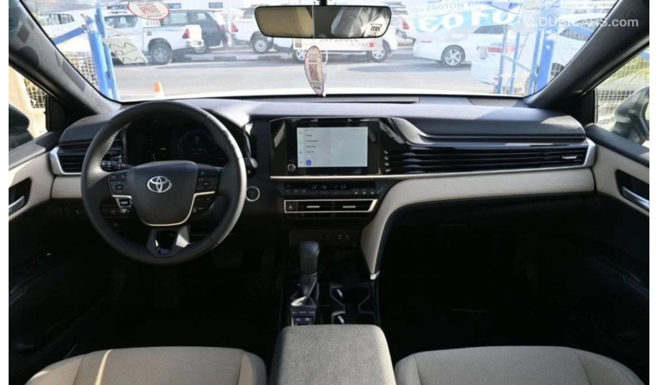 تويوتا كامري Toyota Camry 2.5L LE Hybrid with panorama roof AT 2025 (Export price)