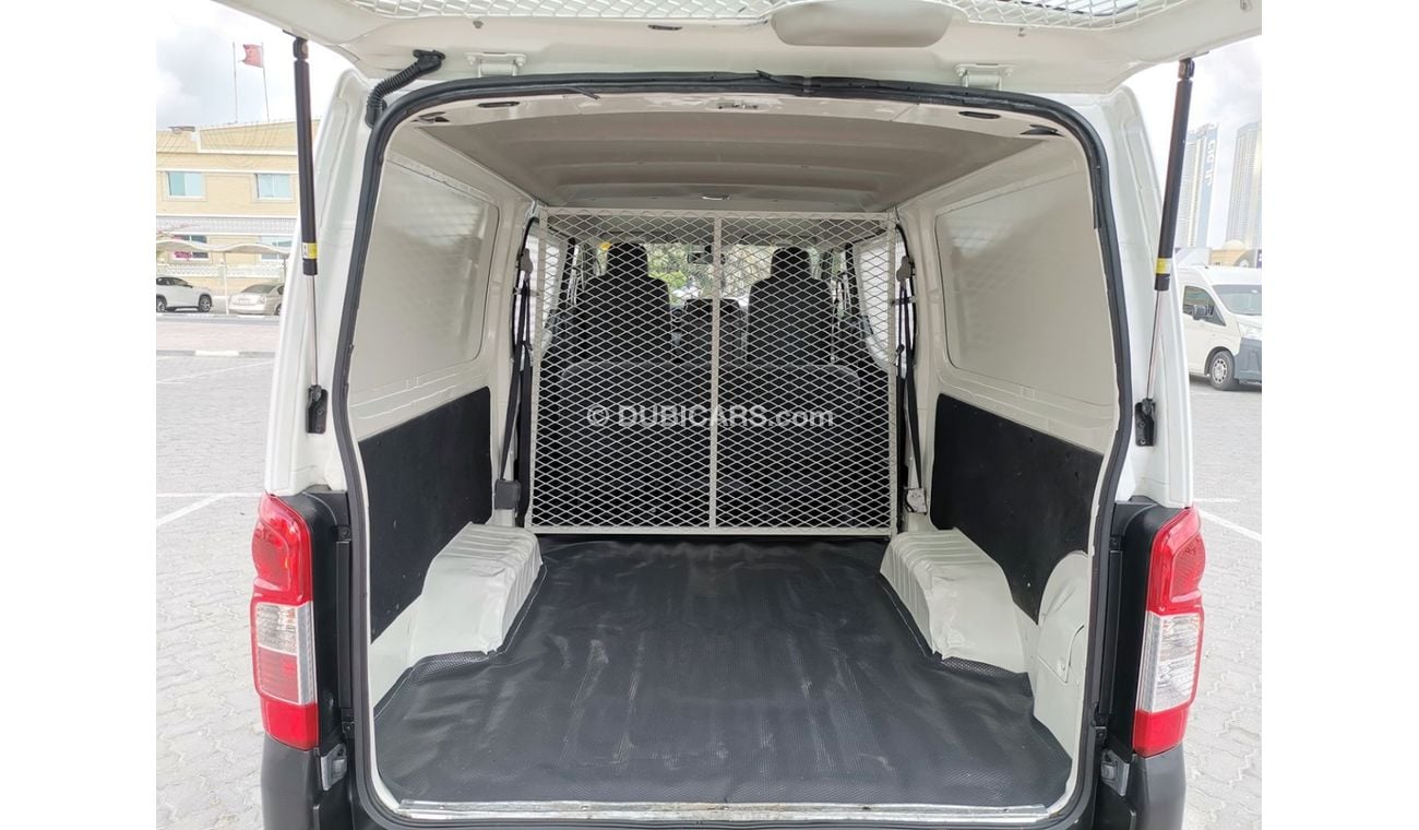 Nissan Urvan Panel Van Std 2.5L M/T (6 Seater)