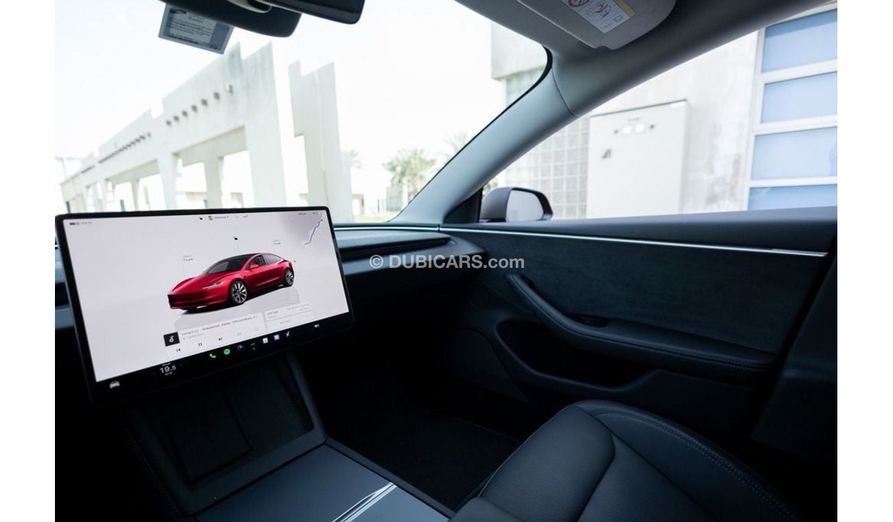 تسلا موديل 3 Tesla Model 3 Long Range 2024 GCC under Agency Warranty with Flexible Down-Payment.