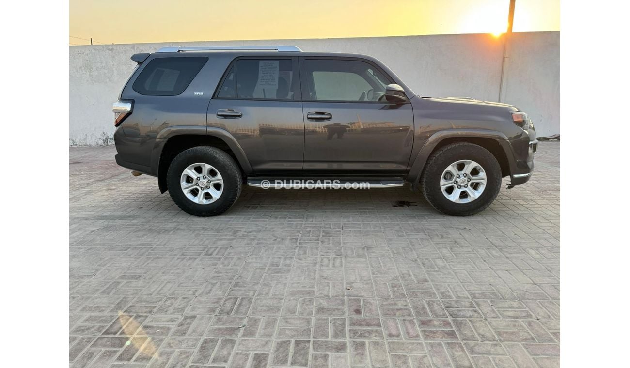 Toyota 4Runner 2016 TOYOTA 4RUNNER SR5 REAR WHEEL DRIVE LEATHER SEATS READY TO DRIVE