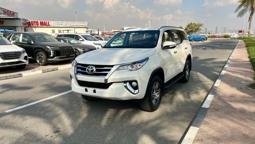 Toyota Fortuner Toyota fortuner 2016 V4 Petrol left hand Drive Accident Free Gurranty