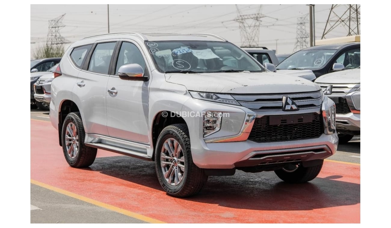 Mitsubishi Montero Pajero Sport 2020 FC7 | A/T 3.0L (4WD) | Leather seats | White/Black | Power Seats