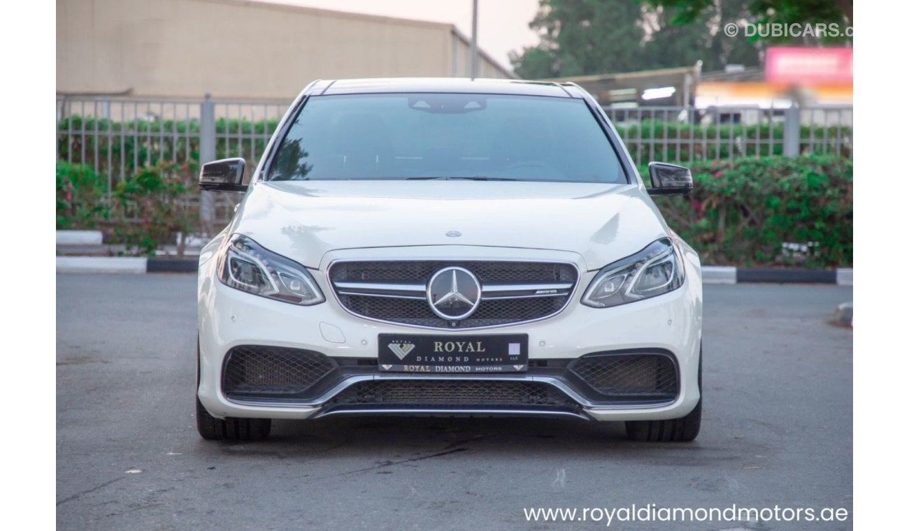 مرسيدس بنز E 36 AMG Mercedes Benz E63s AMG 2015 GCC Full Option