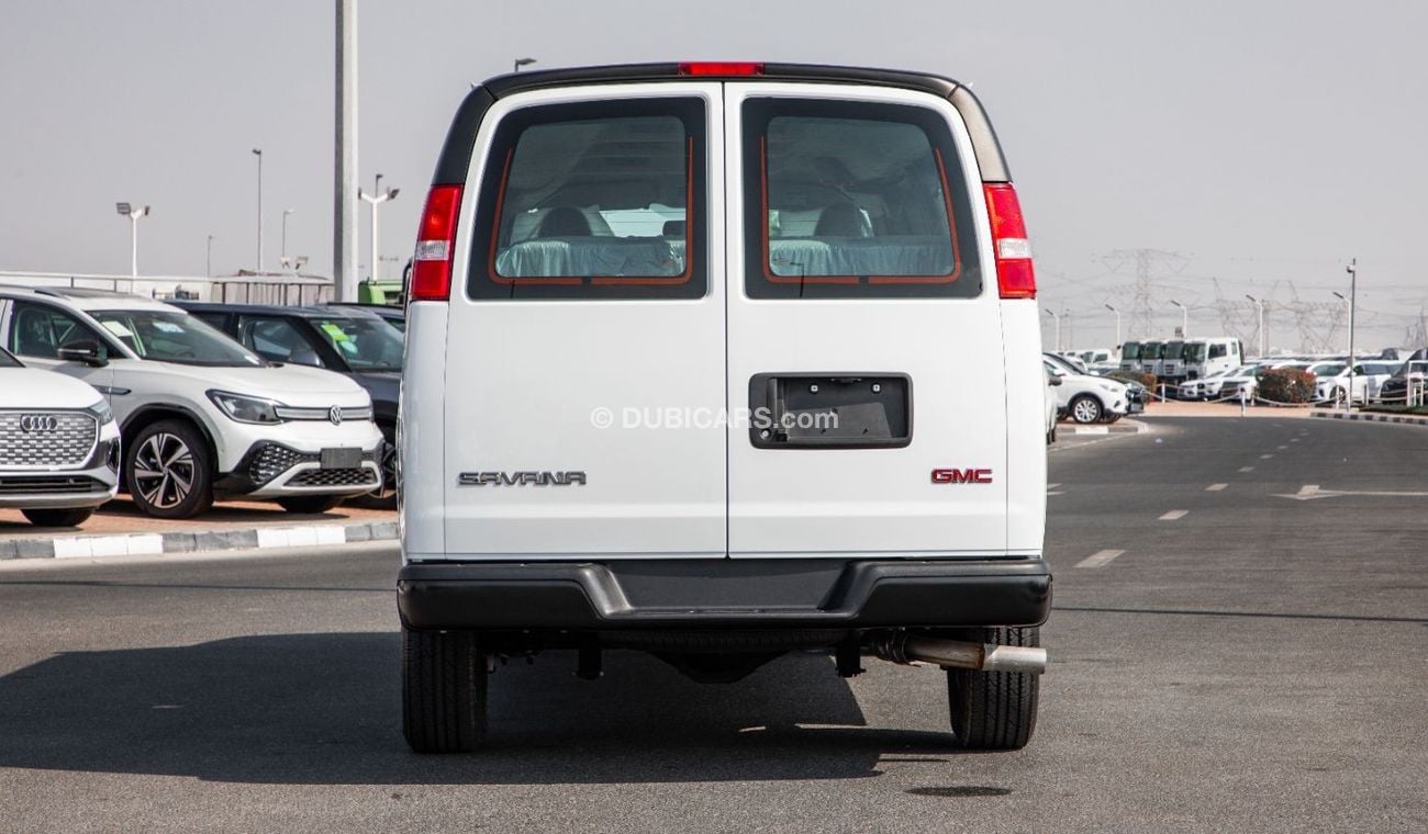 جي أم سي سافانا 2023 GMC SAVENA 3500 EXT (15 SEATER) GCC + 10% Local Registration