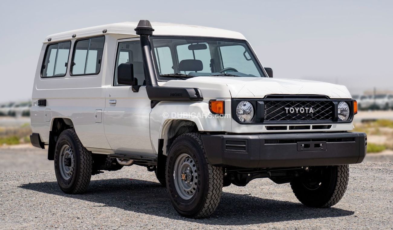 تويوتا لاند كروزر هارد توب LC78 2.8L AT DIESEL 3DOOR 2024