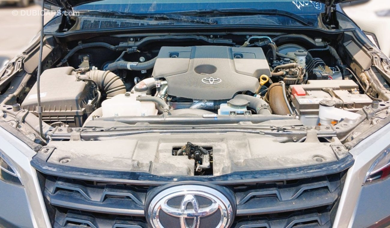 تويوتا فورتونر Toyota Fortuner 2.4L Diesel GCC MID 2024YM