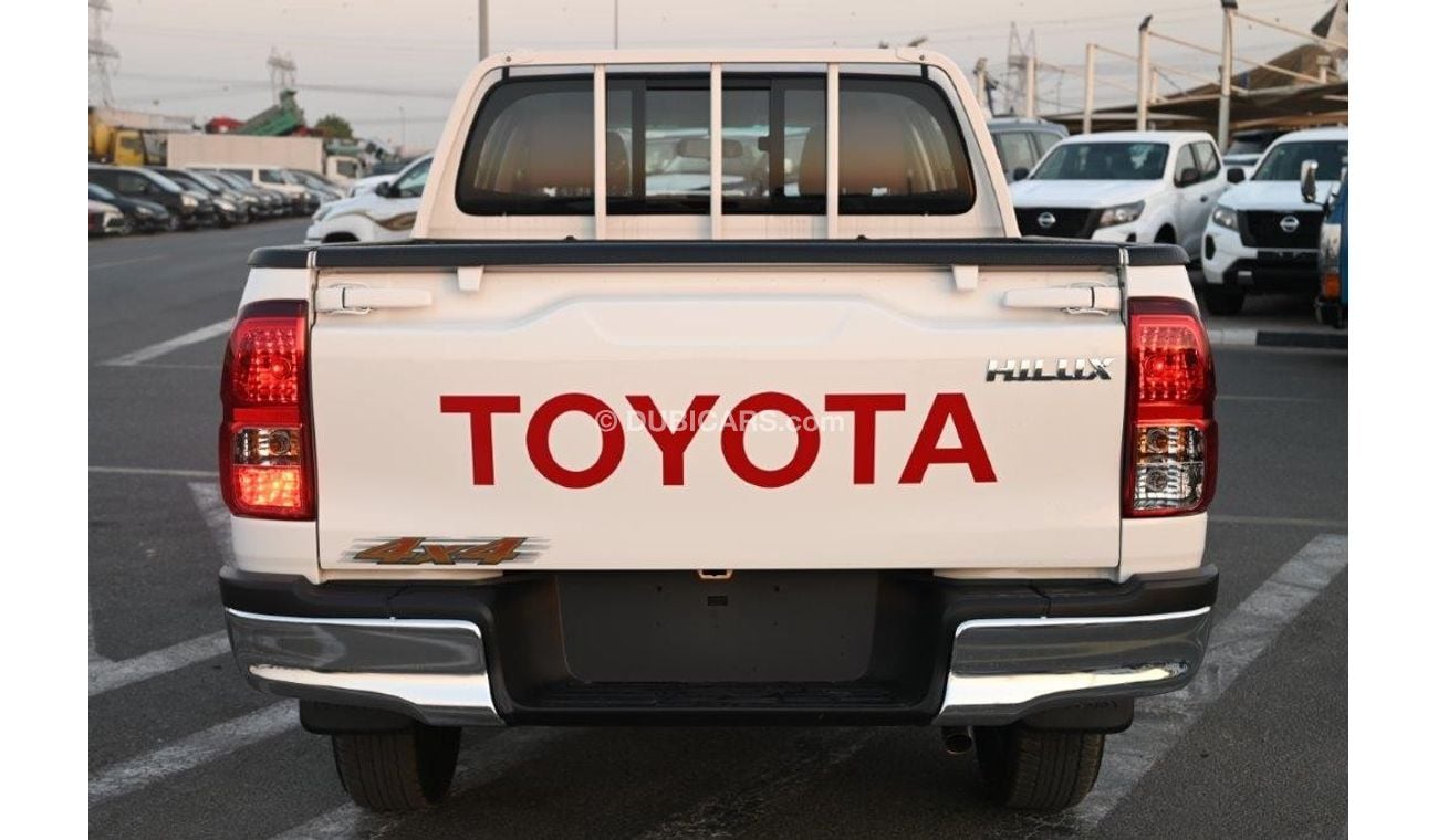 تويوتا هيلوكس 2025 TOYOTA HILUX DOUBLE CAB DLX 2.7L PETROL 4WD 5-SEAT AUTOMATIC