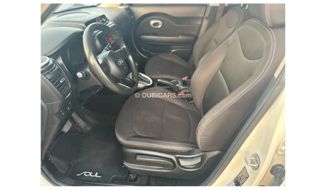 Kia Soul Kia soul 2017 gcc 1600 cc