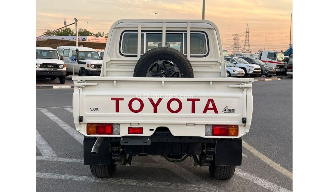 تويوتا لاند كروزر بيك آب LC79 DC PICKUP DLX Winch 4.5L