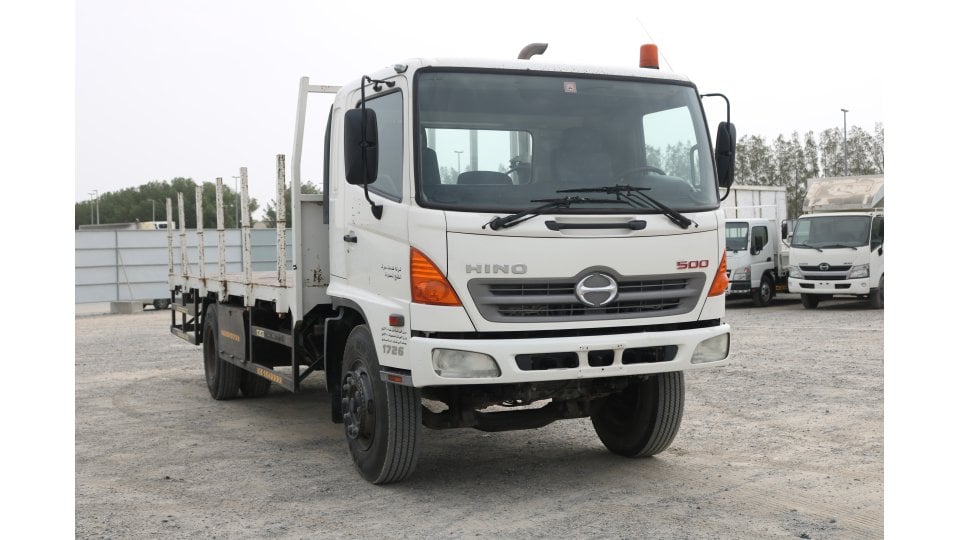 Hino 500 1726 10 Ton Truck 2013 With Gcc Specs For Sale Aed 96 000 White 2013