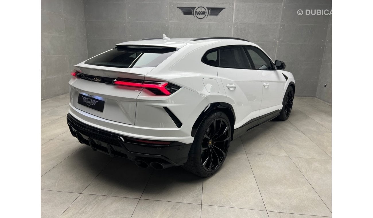 لامبورغيني اوروس 4.0T 2022 URUS//WARRANTY AVAILABLE//GCC//LOW MILAEGE